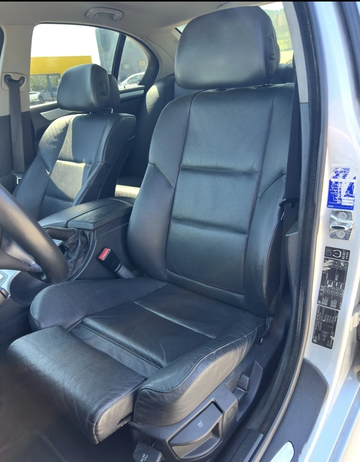 BMW 530 SAT, снимка 11 - Автомобили и джипове - 54319531