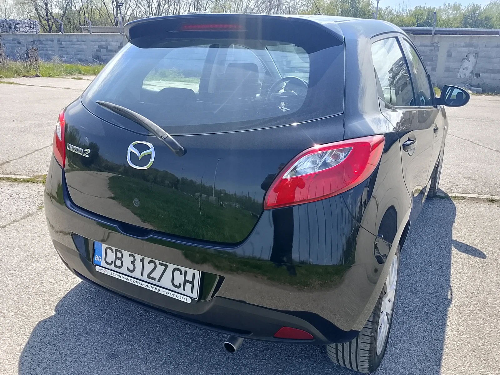 Mazda 2 1.4i, снимка 5 - Автомобили и джипове - 54342123