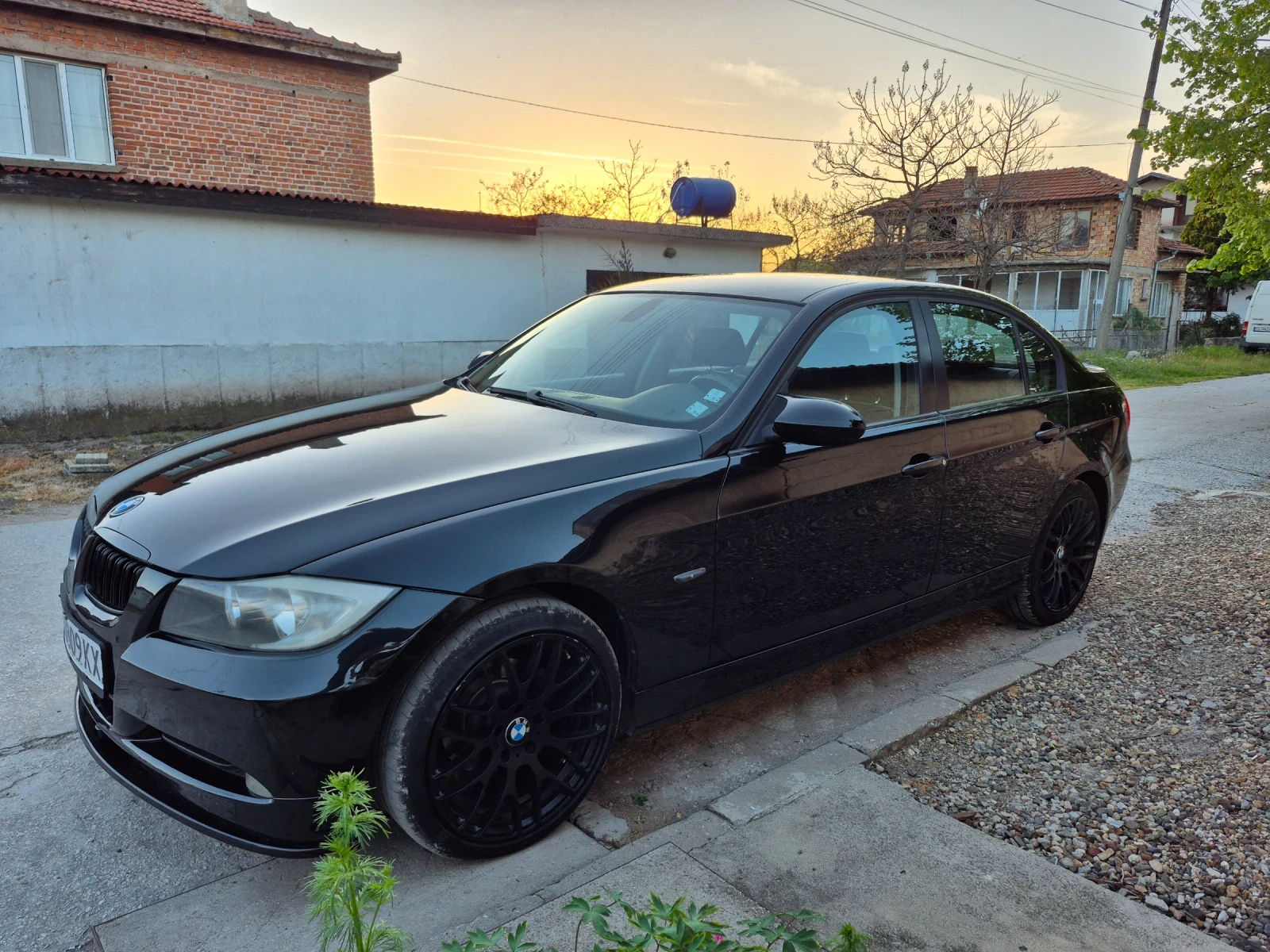 BMW 320, снимка 4 - Автомобили и джипове - 54354829