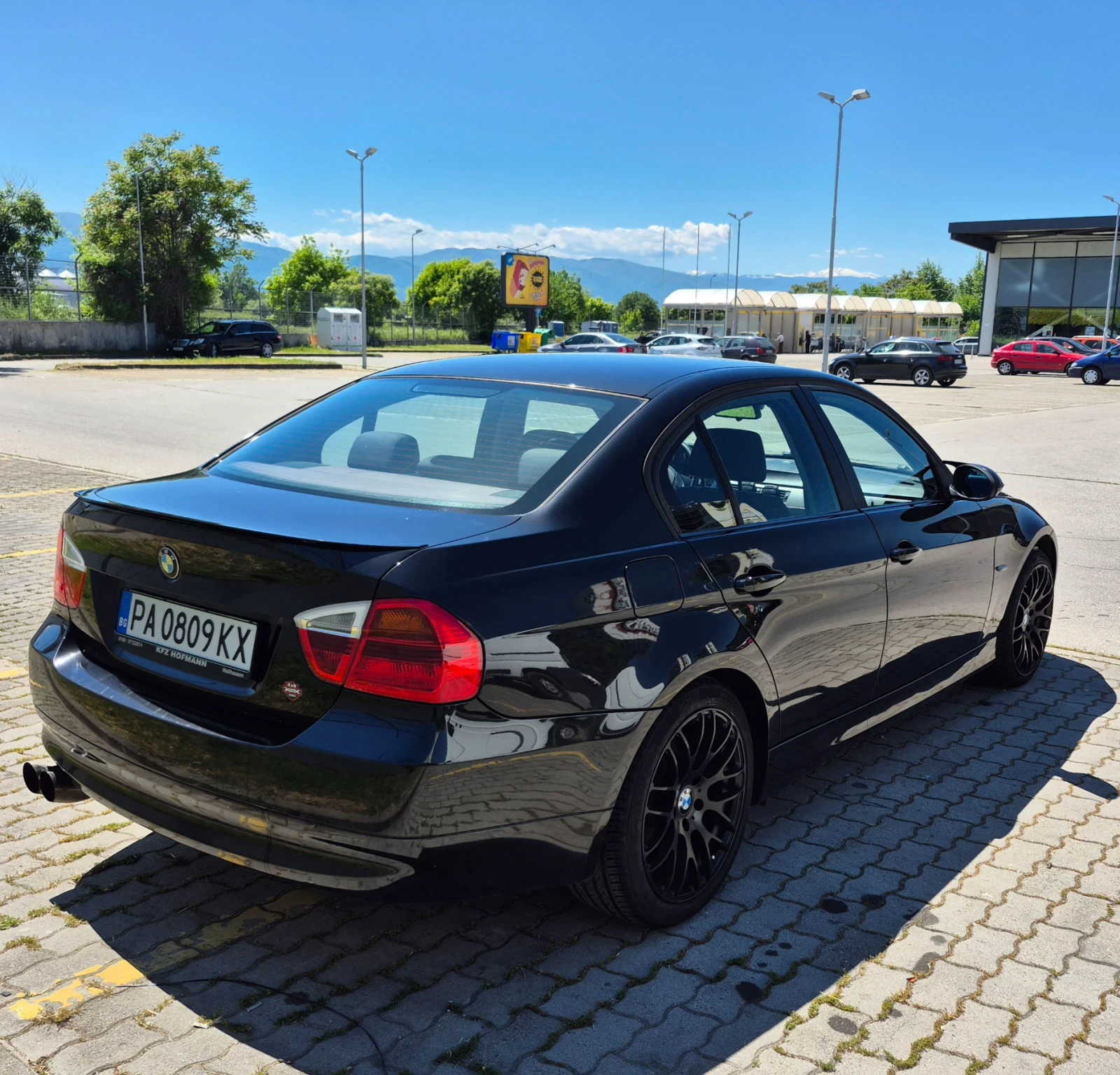 BMW 320, снимка 10 - Автомобили и джипове - 54508717