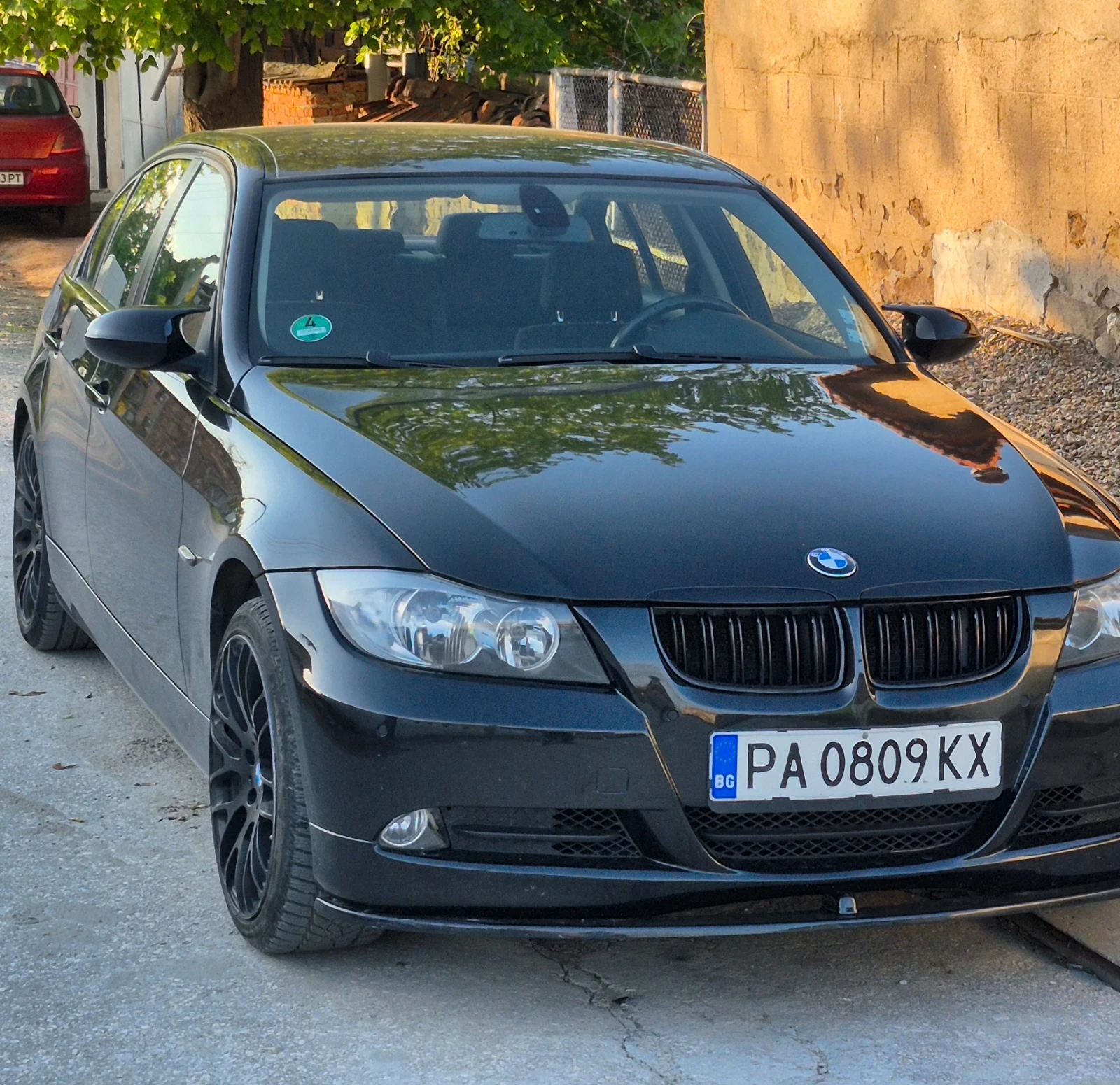 BMW 320, снимка 2 - Автомобили и джипове - 54508717