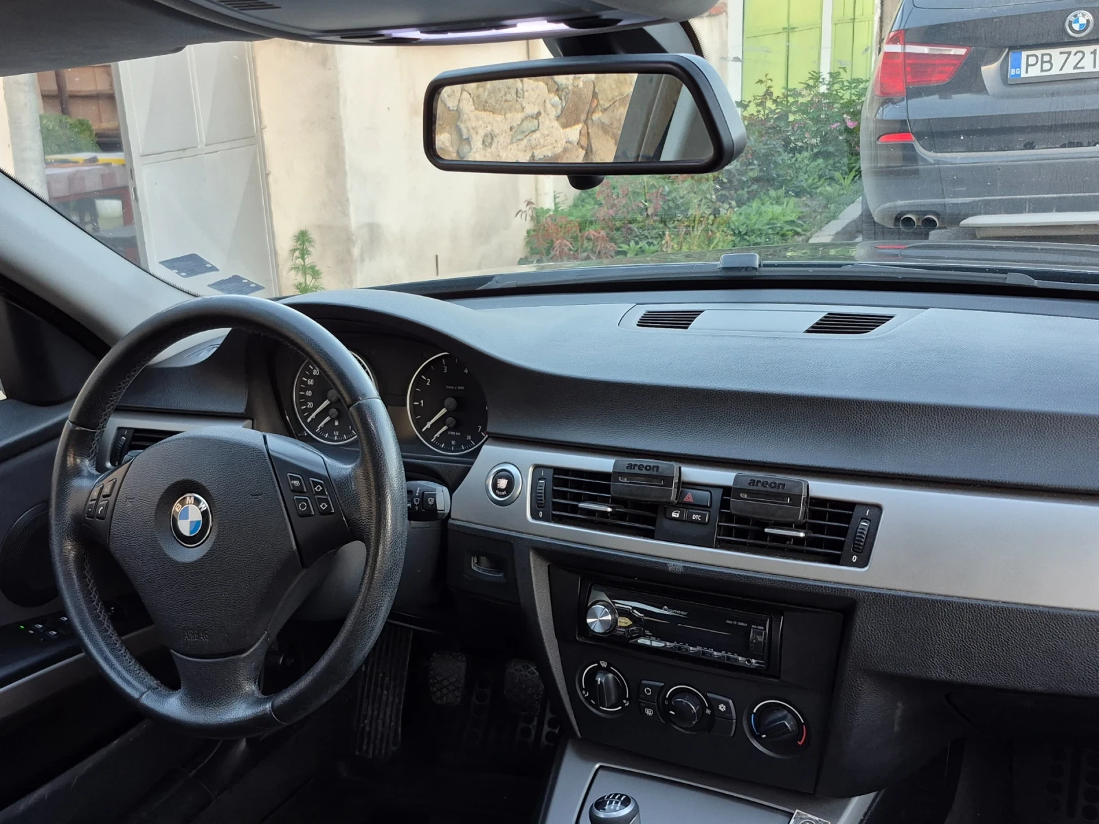 BMW 320, снимка 6 - Автомобили и джипове - 54354829