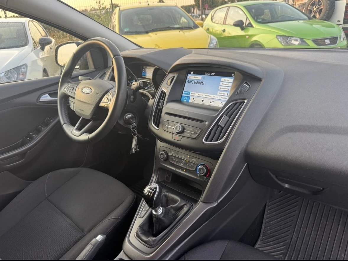 Ford Focus 1.5 TDCi Titanium Business   Facelift 2015* EURO 6, снимка 11 - Автомобили и джипове - 54427588