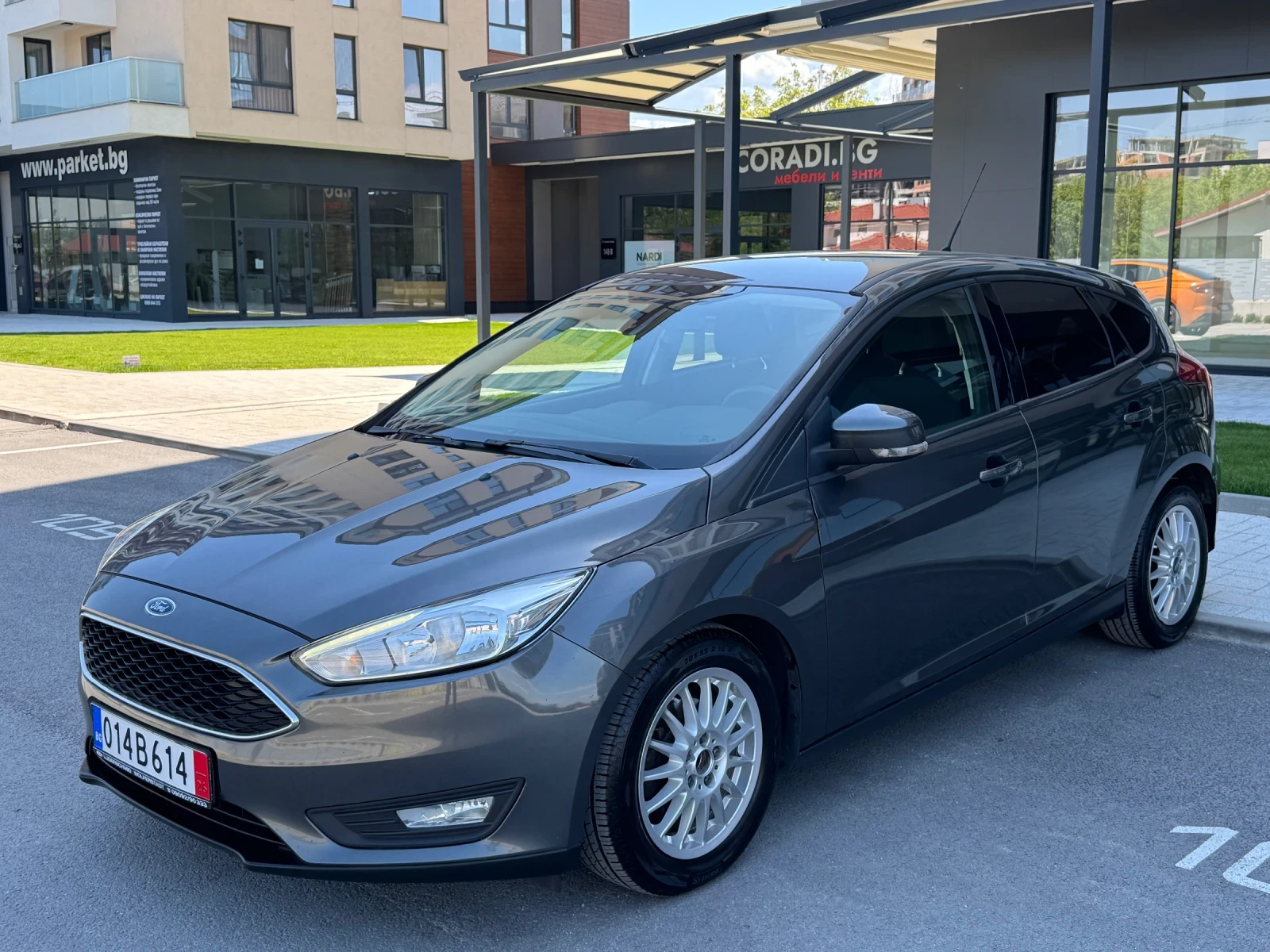 Ford Focus 1.5 TDCi Titanium Business   Facelift 2015* EURO 6, снимка 2 - Автомобили и джипове - 54427588