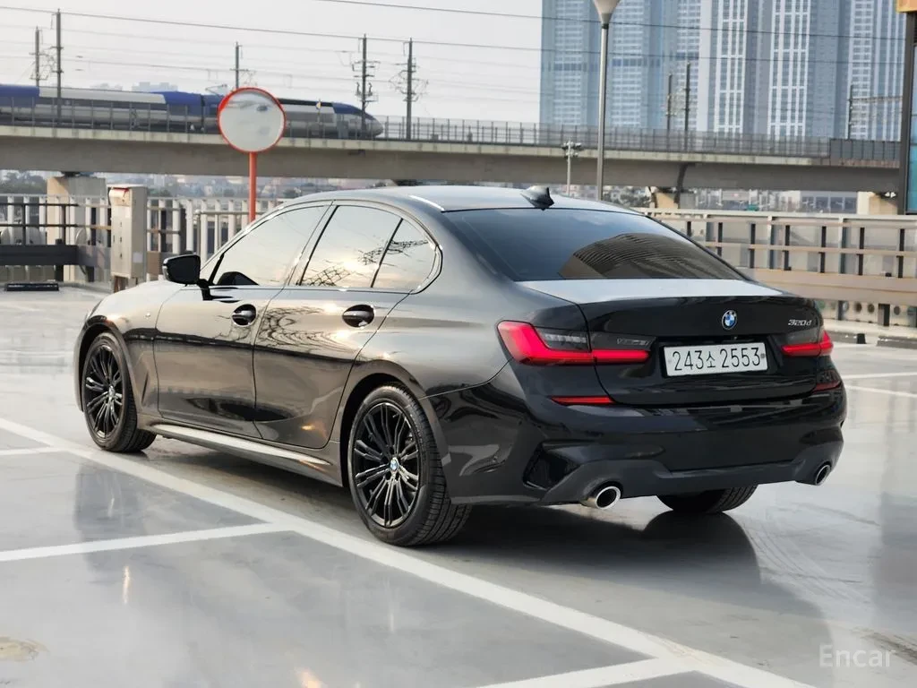 BMW 320 M Sport (G20) , снимка 4 - Автомобили и джипове - 54691757