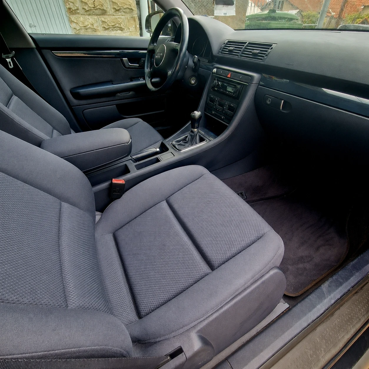 Audi A4 1.9TDI, снимка 7 - Автомобили и джипове - 54752875