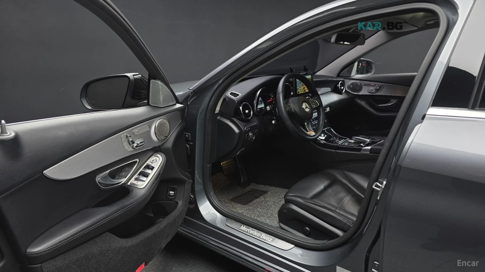 Mercedes-Benz C 200 AVANGARDE* HUD* КОЖА* ПАНО* ОБДУХВ* НАВИ* 360, снимка 11 - Автомобили и джипове - 55014402