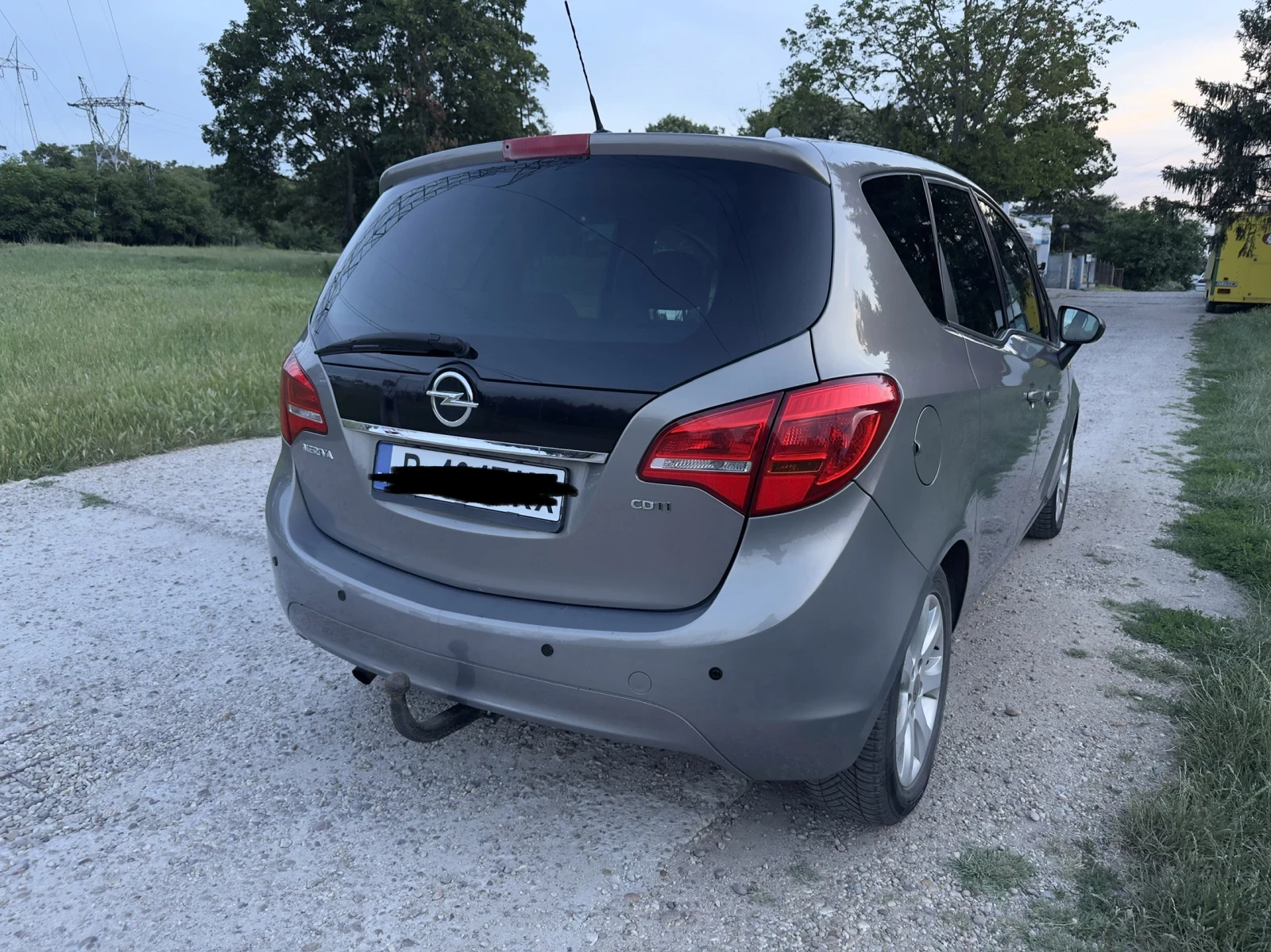 Opel Meriva, снимка 3 - Автомобили и джипове - 55039042