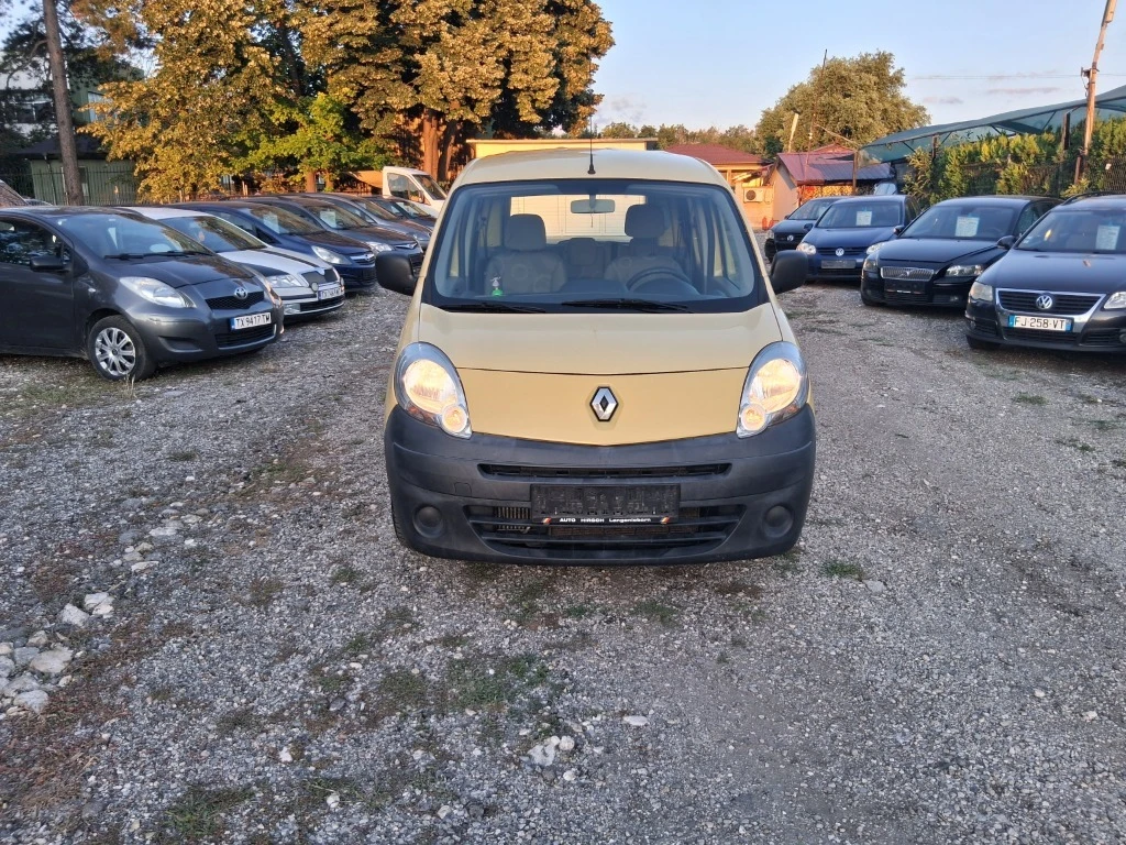 Renault Kangoo Дизел , снимка 3 - Автомобили и джипове - 55501346