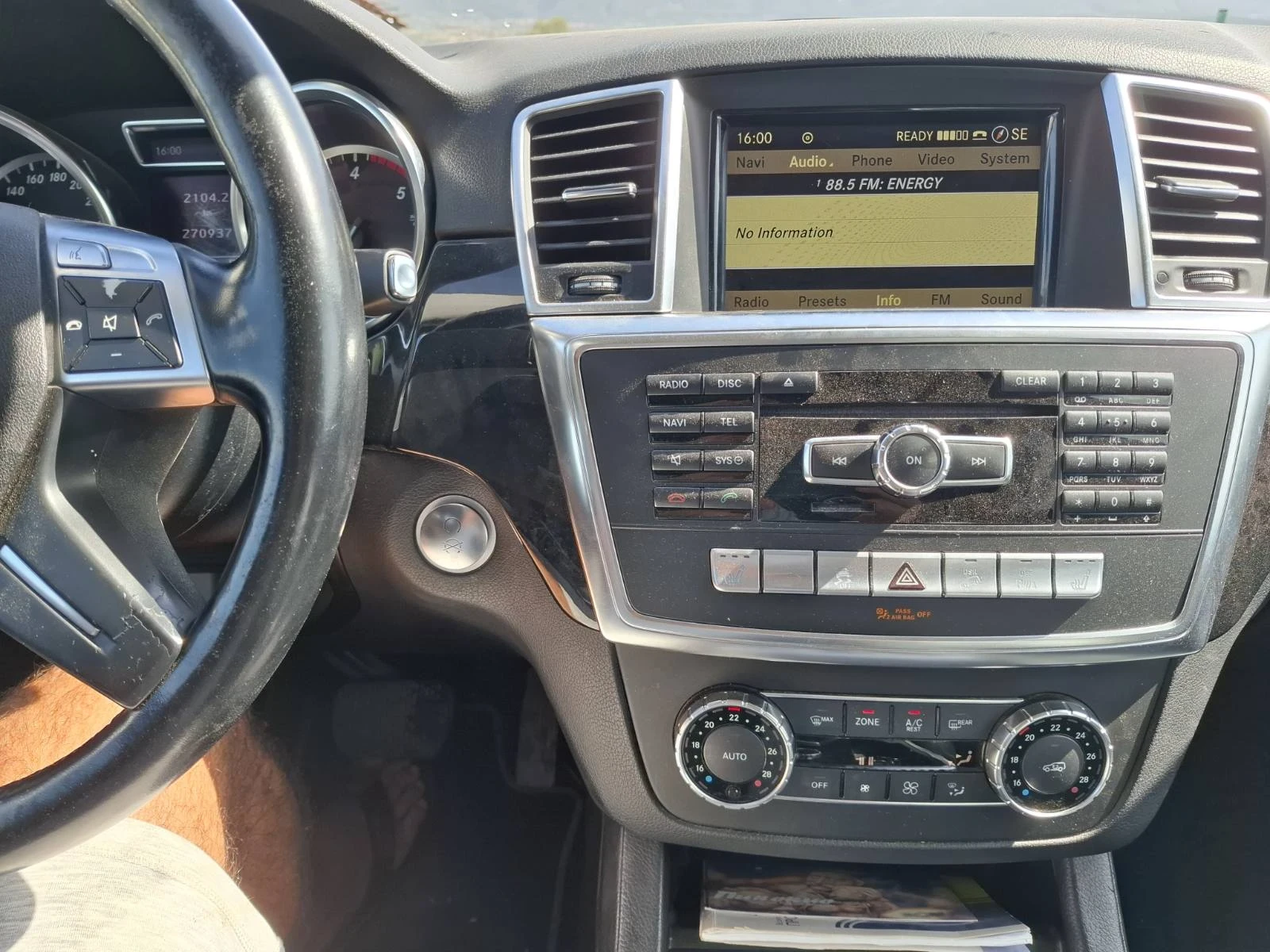 Mercedes-Benz ML 350 Дизел, снимка 12 - Автомобили и джипове - 56178871