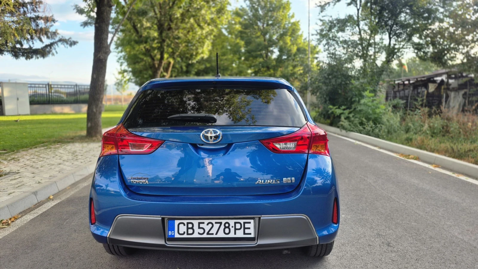 Toyota Auris 1.8 Hybrid* 4.5/100км* Отличен, снимка 3 - Автомобили и джипове - 56194758