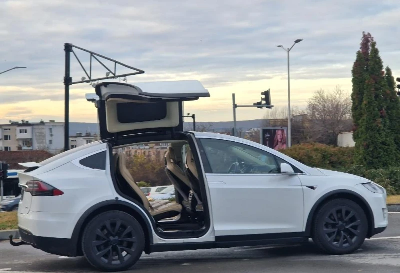 Tesla Model X X90D в Гаранция FSD, снимка 6 - Автомобили и джипове - 48207772