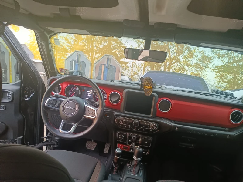 Jeep Wrangler JL Rubicon 3.6 V6 8ZF, снимка 11 - Автомобили и джипове - 52665036