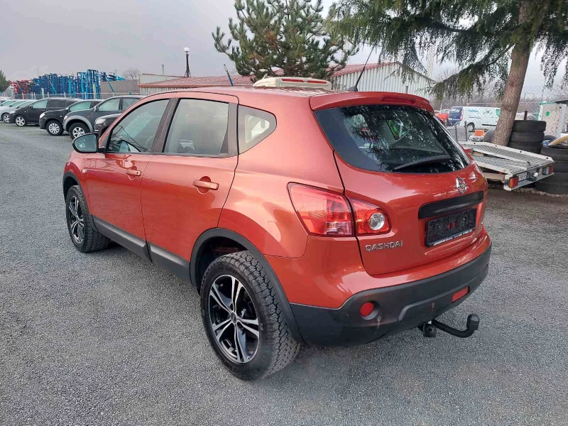 Nissan Qashqai 2.0D, 6ск, 4х4, снимка 12 - Автомобили и джипове - 52823050
