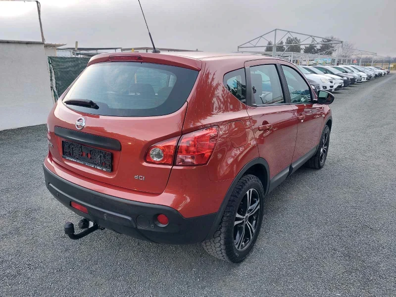 Nissan Qashqai 2.0D, 6ск, 4х4, снимка 14 - Автомобили и джипове - 52823050