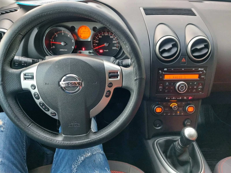 Nissan Qashqai 2.0D, 6ск, 4х4, снимка 4 - Автомобили и джипове - 52823050