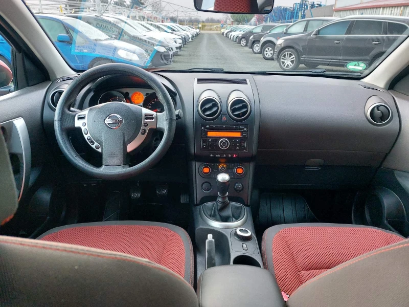 Nissan Qashqai 2.0D, 6ск, 4х4, снимка 10 - Автомобили и джипове - 52823050