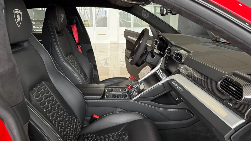 Lamborghini Urus FULL * НАЛИЧЕН* /ГАРАНЦИЯ/, снимка 10 - Автомобили и джипове - 52997698
