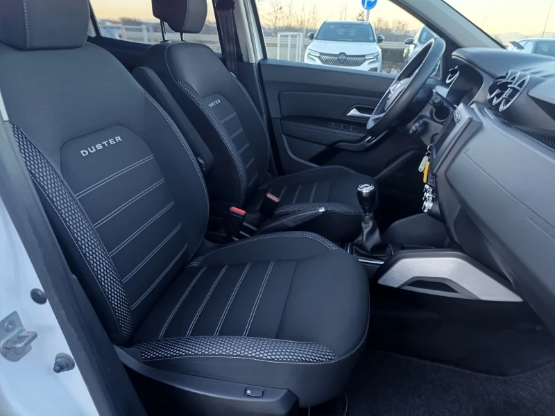 Dacia Duster 1.3 Tce/150 к.с. / 4x4 /Prestige, снимка 15 - Автомобили и джипове - 53085913