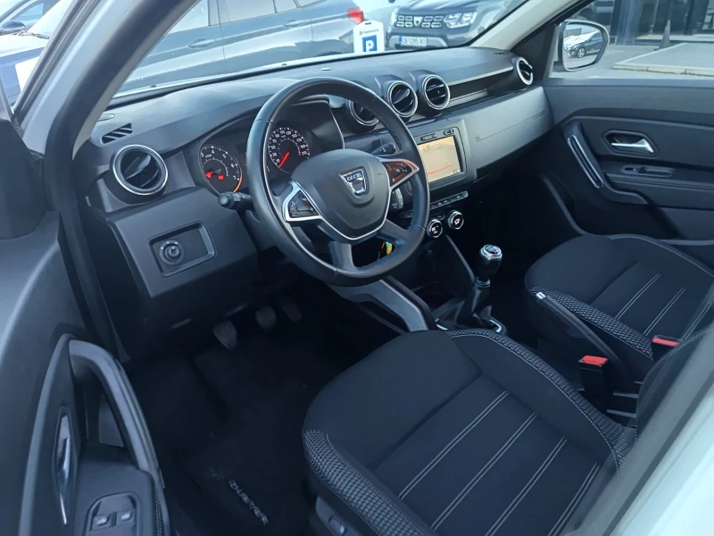 Dacia Duster 1.3 Tce/150 к.с. / 4x4 /Prestige, снимка 13 - Автомобили и джипове - 53085913