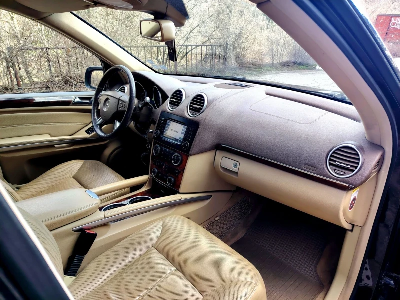 Mercedes-Benz GL 320 4 matic, снимка 9 - Автомобили и джипове - 53132644