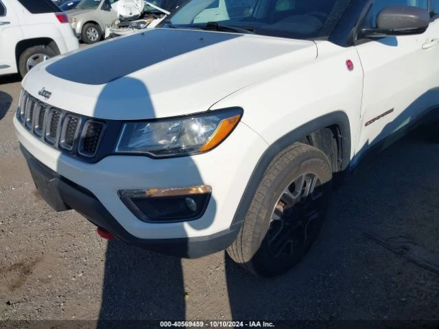 Jeep Compass TRAILHAWK 4X4, снимка 9 - Автомобили и джипове - 48035904