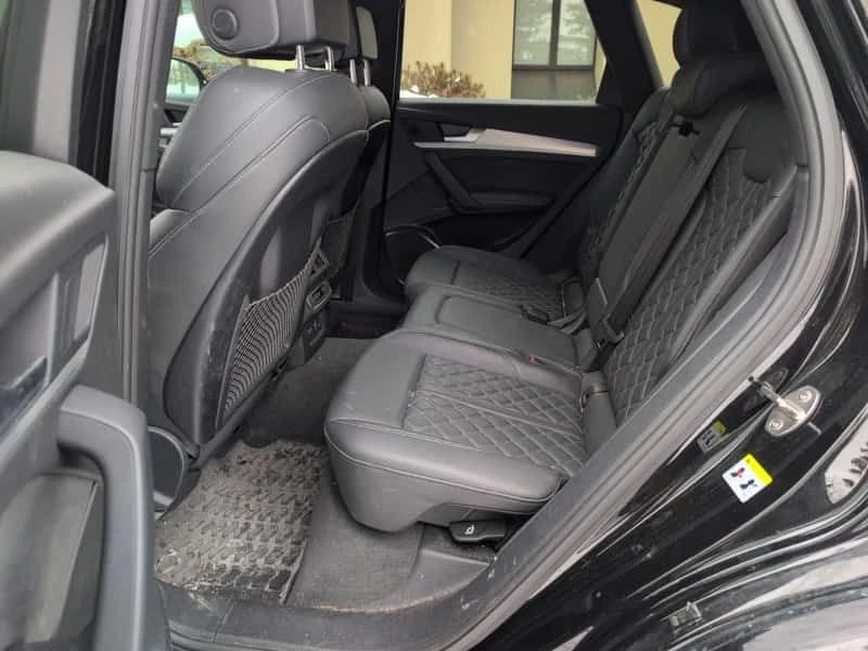 Audi SQ5 * PROGRESSIV * BLACK PACKAGE * CARFAX * ПАНОРАМА *, снимка 10 - Автомобили и джипове - 53679034