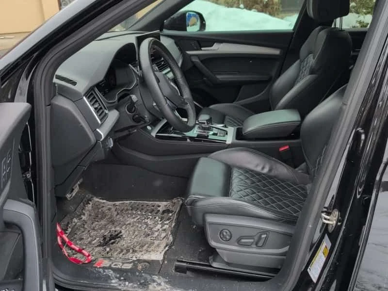 Audi SQ5 * PROGRESSIV * BLACK PACKAGE * CARFAX * ПАНОРАМА *, снимка 2 - Автомобили и джипове - 53679034