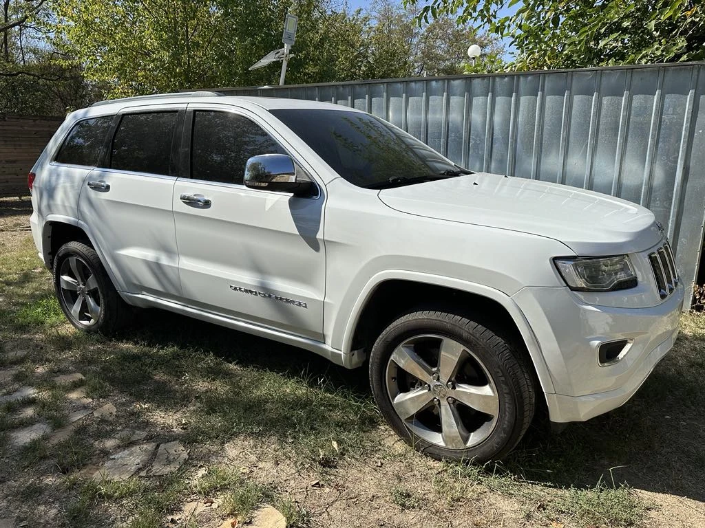 Jeep Grand cherokee OVERLAND  5.7 Като нов - [1] 