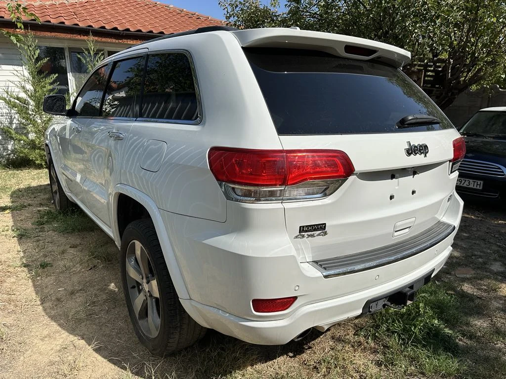 Jeep Grand cherokee OVERLAND  5.7 Като нов - изображение 4