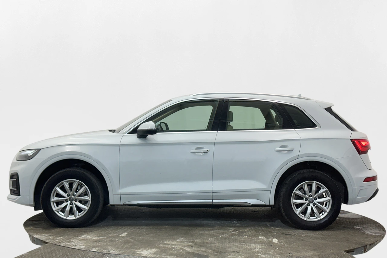 Audi Q5 45 TFSI* Quattro* Sport Edition* Navi* Facelift*  - изображение 8