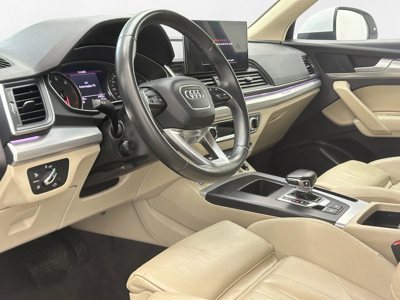 Audi Q5 45 TFSI* Quattro* Sport Edition* Navi* Facelift*  - изображение 9