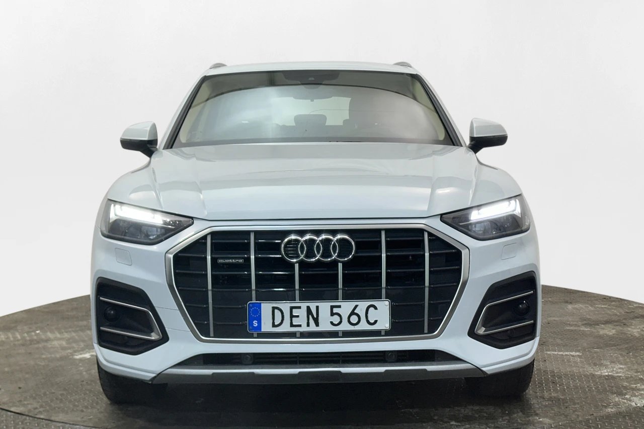 Audi Q5 45 TFSI* Quattro* Sport Edition* Navi* Facelift*  - изображение 2