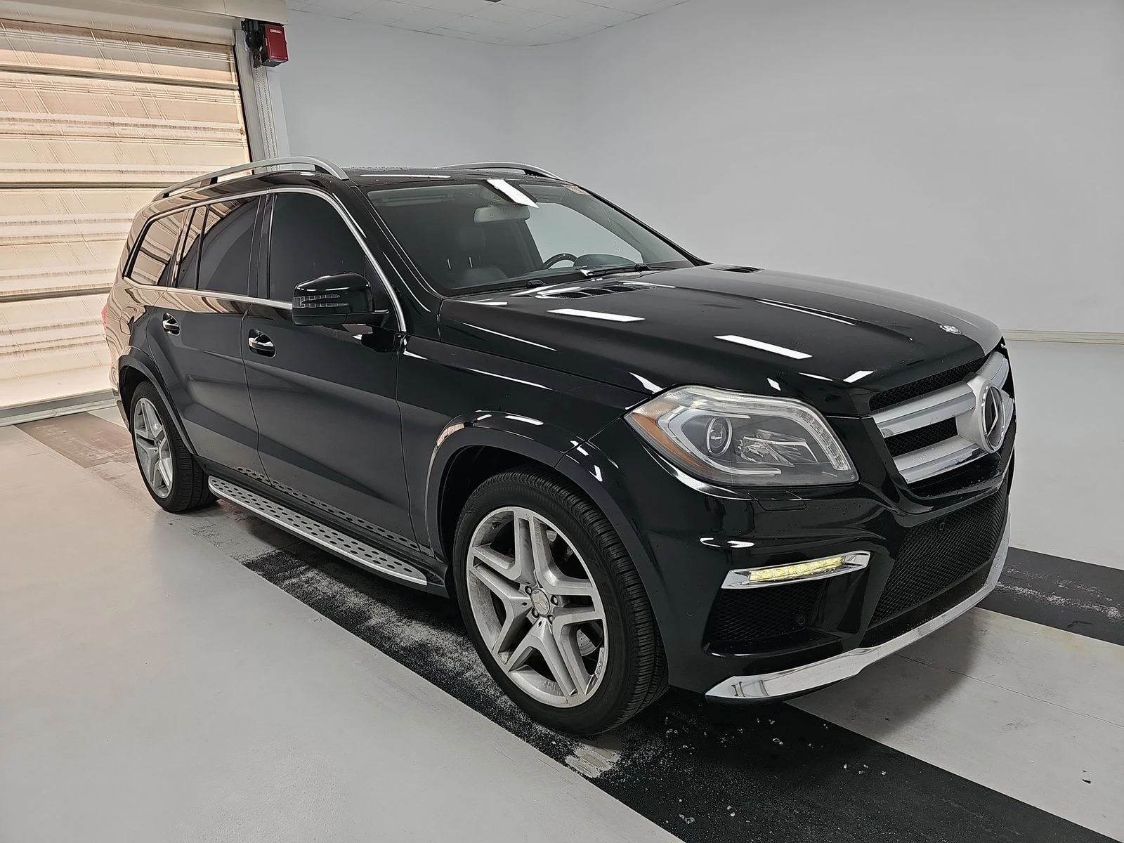 Mercedes-Benz GL 500 AMG* МАСАЖ* 7МЕСТА* ДИСТРОНИК* ОБДУХ* ПАНО* ТВ* HA - изображение 3