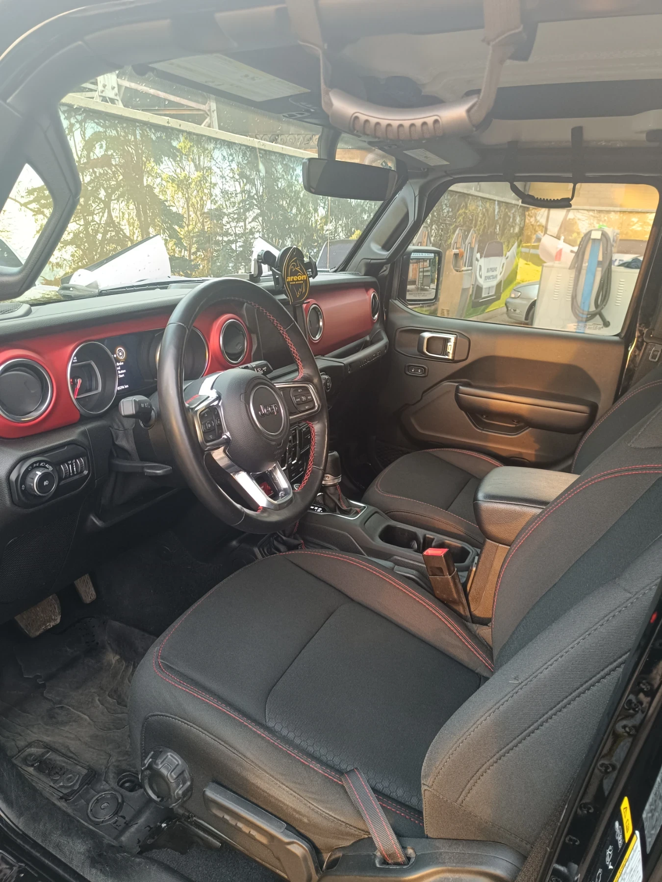 Jeep Wrangler JL Rubicon 3.6 V6 8ZF | Mobile.bg   12