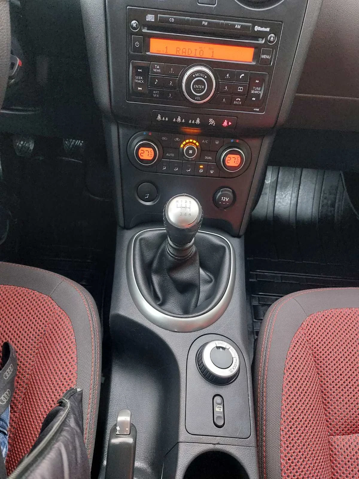 Nissan Qashqai 2.0D, 6ск, 4х4 - изображение 3