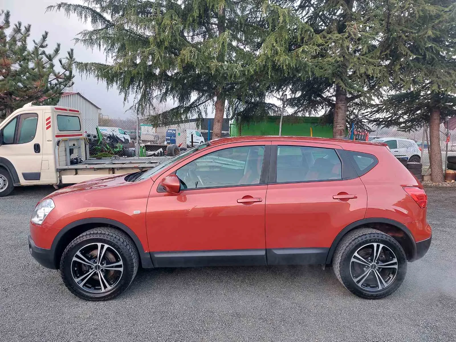 Nissan Qashqai 2.0D, 6ск, 4х4 - изображение 6
