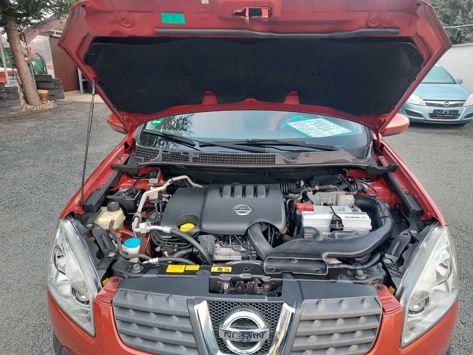 Nissan Qashqai 2.0D, 6ск, 4х4 - изображение 7