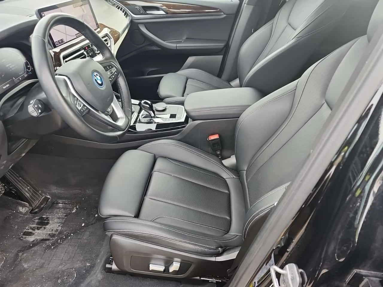 BMW X3 xDrive30e | KEYLESS | 2 КЛЮЧА | CARFAX, снимка 5 - Автомобили и джипове - 53740689