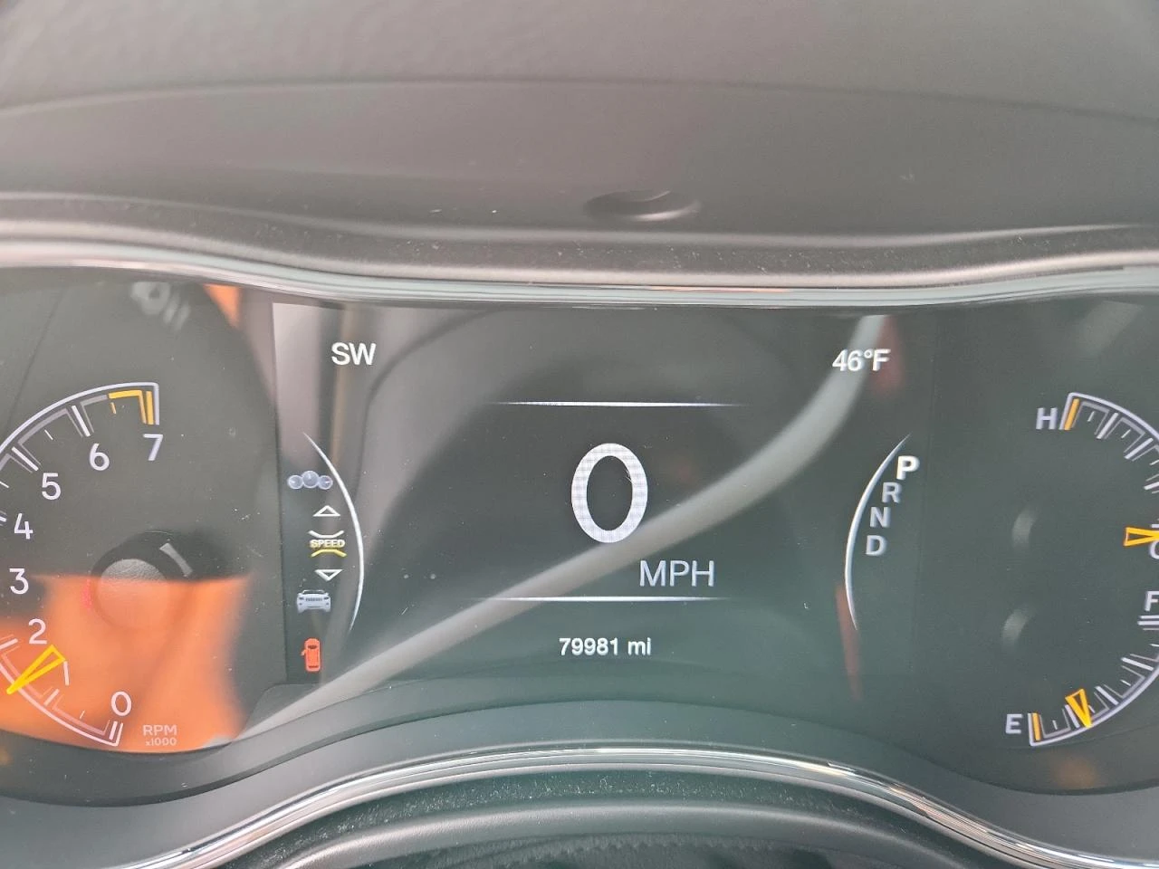 Jeep Grand cherokee LAREDO 3.6, снимка 9 - Автомобили и джипове - 54863793