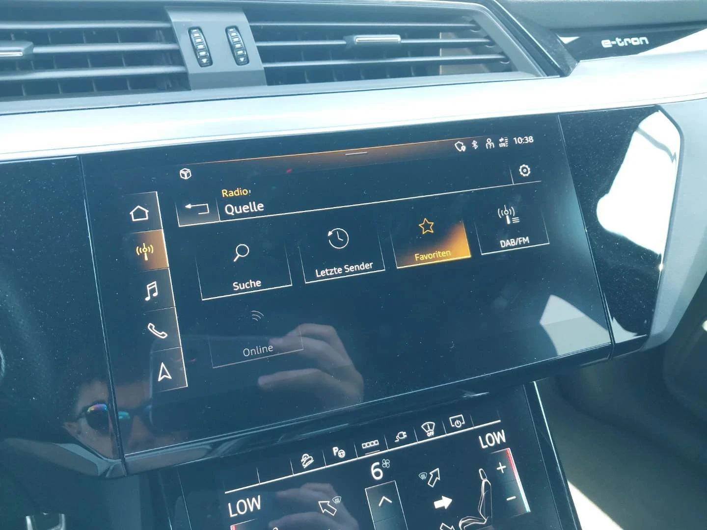 Audi Q8 e-tron Quattro 114KW B&O S-line Distronic 360View, снимка 13 - Автомобили и джипове - 55146626