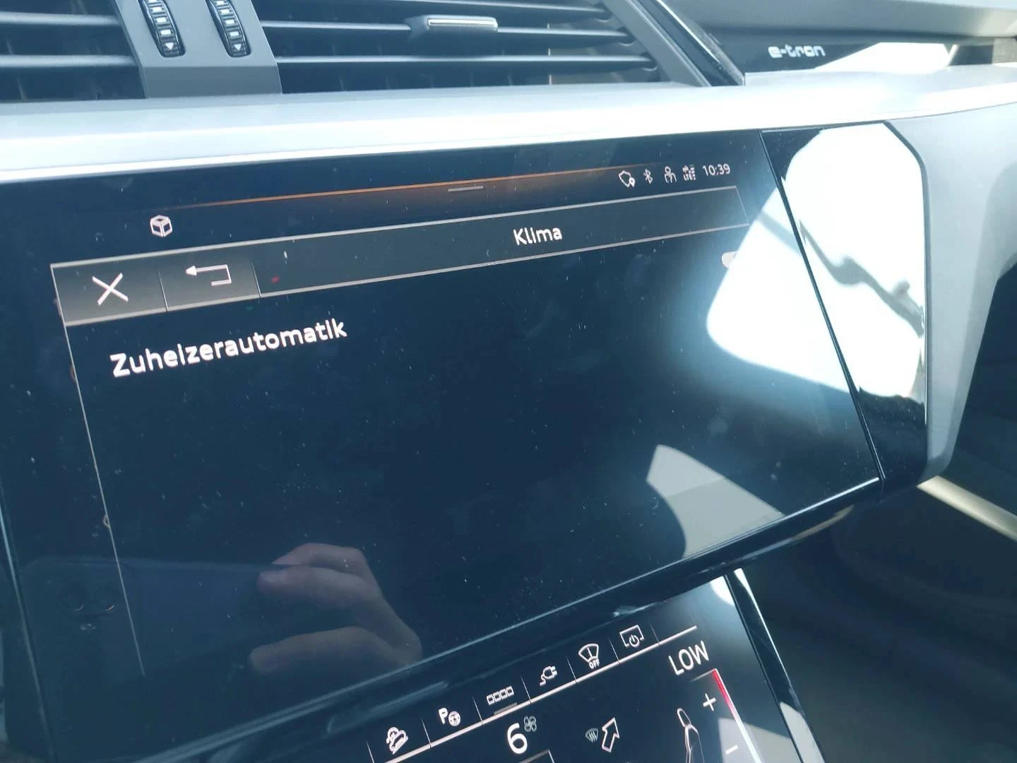 Audi Q8 e-tron Quattro 114KW B&O S-line Distronic 360View, снимка 15 - Автомобили и джипове - 55146626