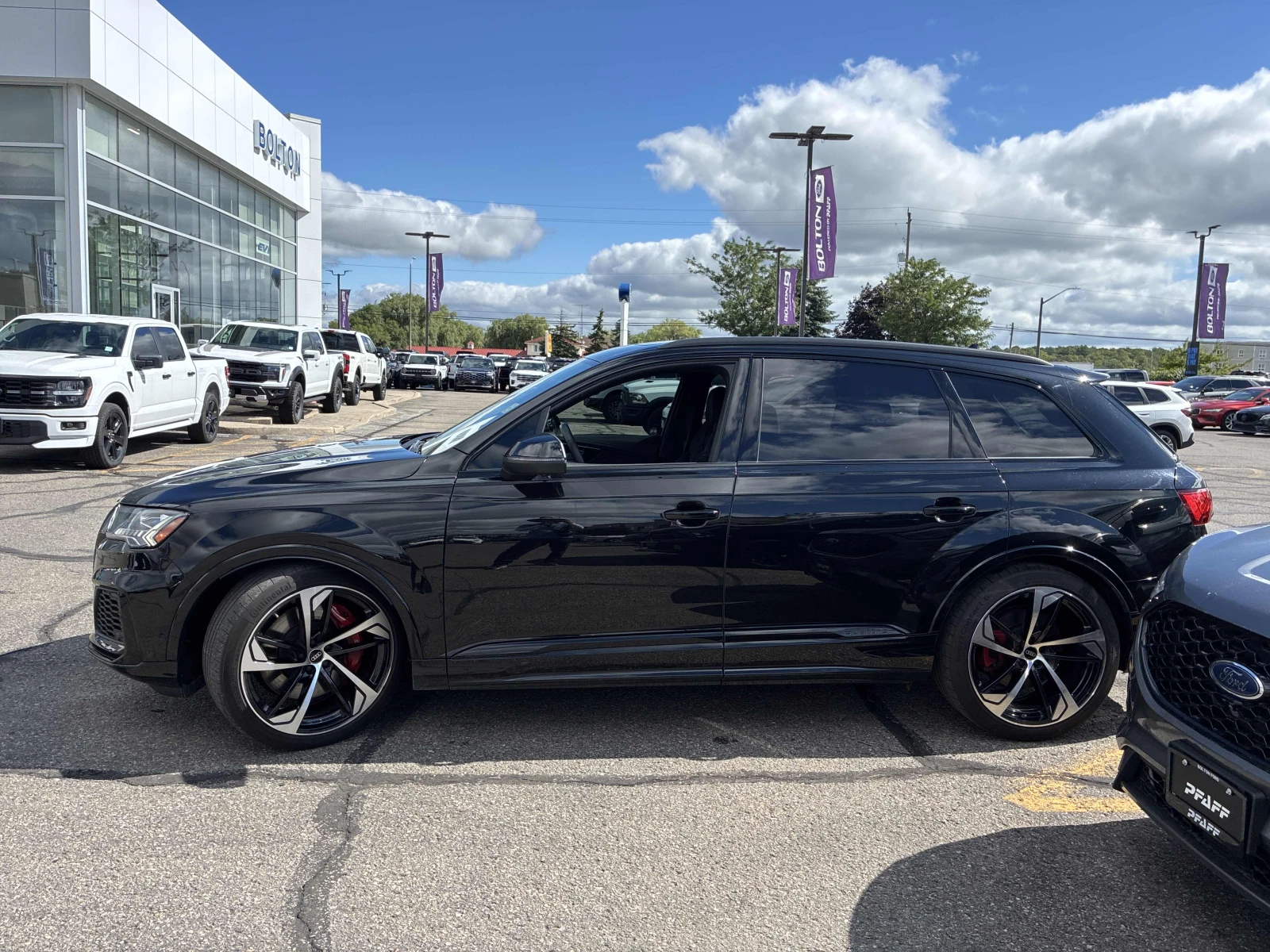 Audi SQ7 4.0 TFSI quattro / АВТОКРЕДИТ / ПРОГНОЗНА ЦЕНА до , снимка 2 - Автомобили и джипове - 55750926