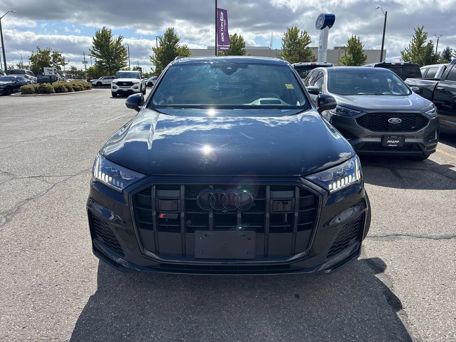 Audi SQ7 4.0 TFSI quattro / АВТОКРЕДИТ / ПРОГНОЗНА ЦЕНА до , снимка 4 - Автомобили и джипове - 55750926