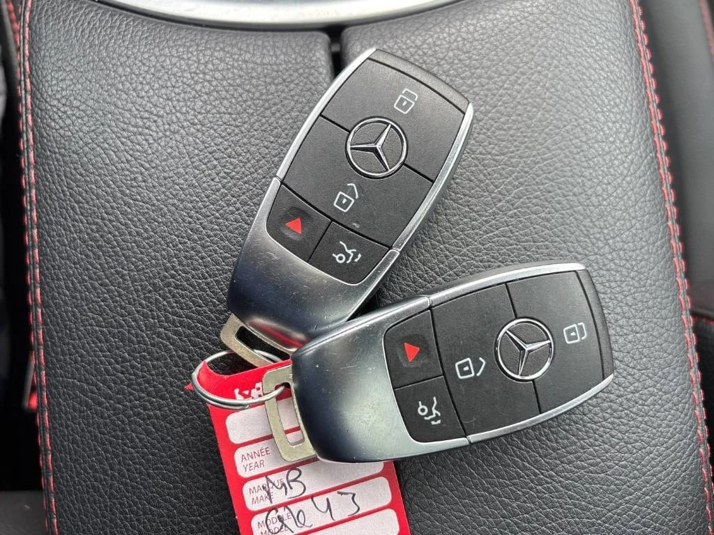 Mercedes-Benz GLC 43 AMG / 360 / DISTRONIC / BURMESTER / CARFAX , снимка 13 - Автомобили и джипове - 55842540