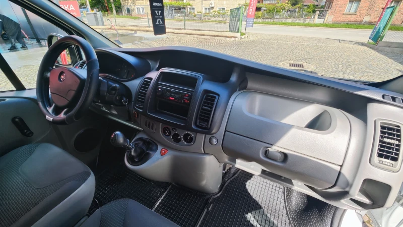 Opel Vivaro CDTI 2.0, снимка 12 - Бусове и автобуси - 49279898