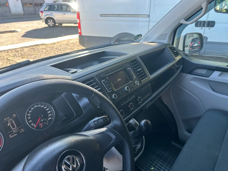 VW T6 LONG, снимка 11 - Бусове и автобуси - 51778672