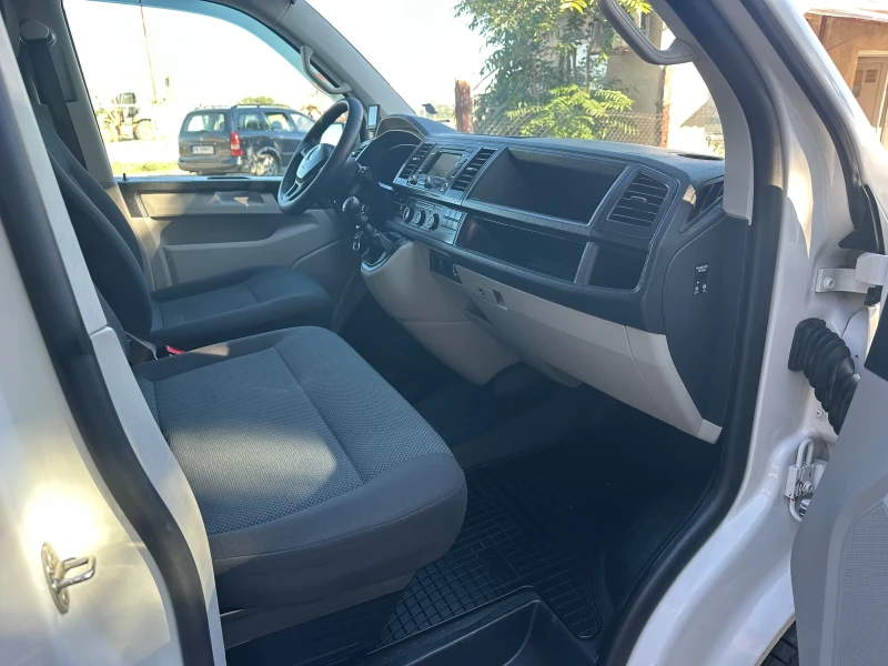 VW T6 LONG, снимка 10 - Бусове и автобуси - 51778672