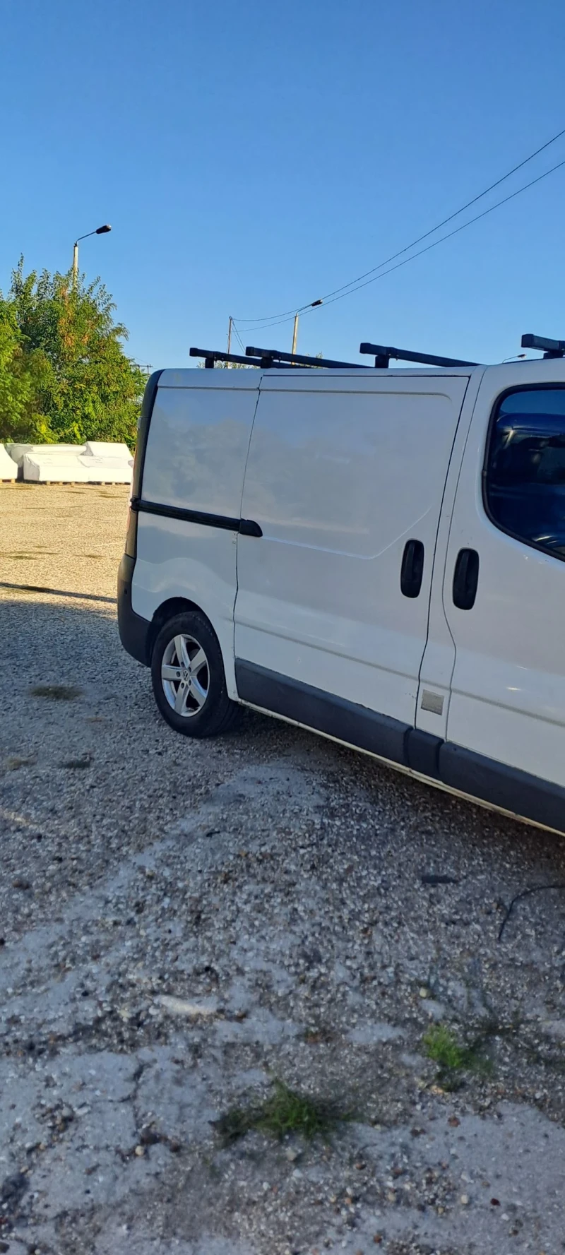 Renault Trafic 1.9 DCI 101kc, снимка 6 - Бусове и автобуси - 51824594
