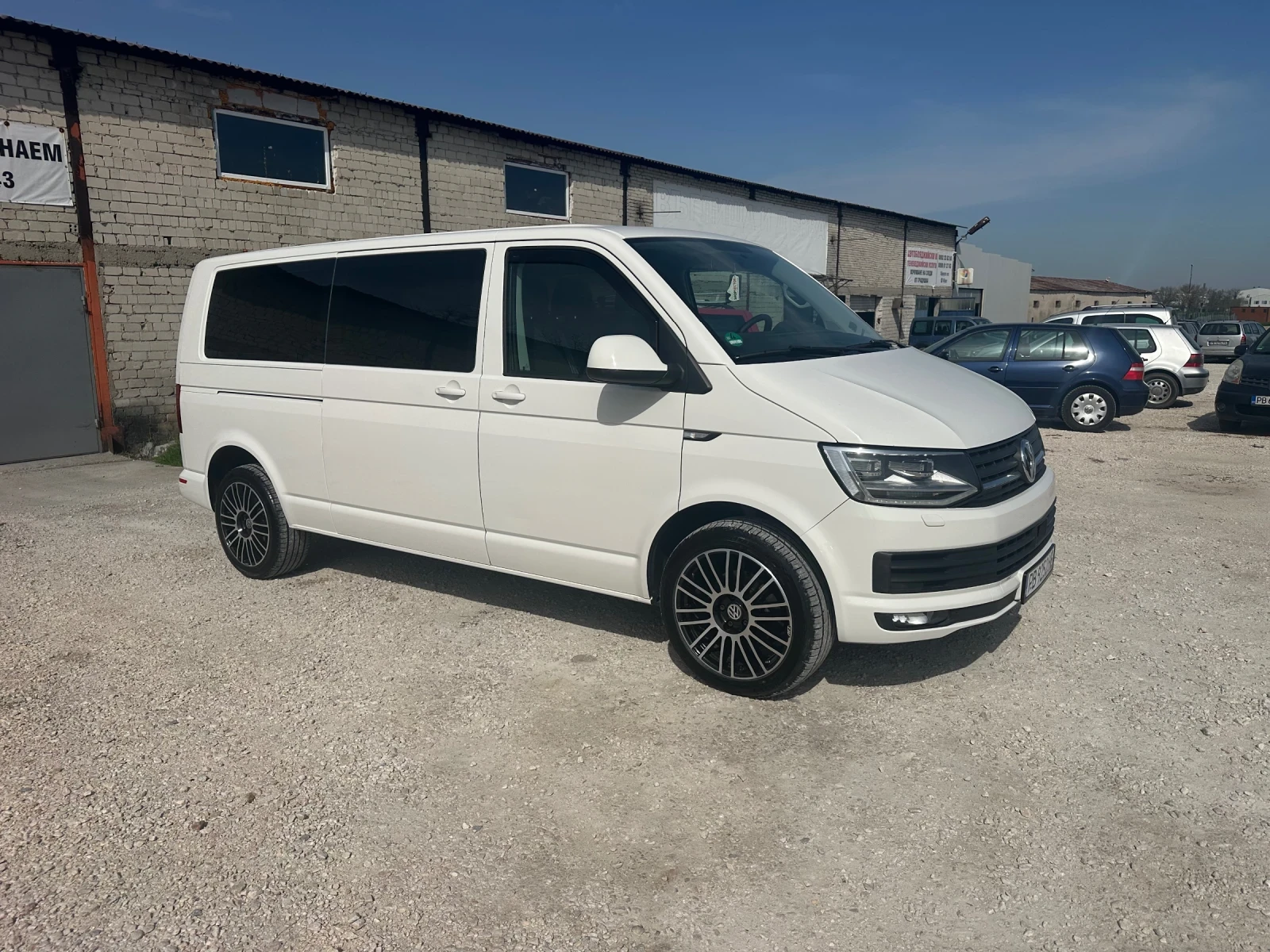 VW T6 LONG, снимка 4 - Бусове и автобуси - 51778672